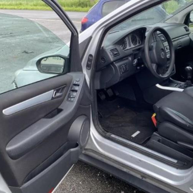 Poignee porte avant droit MERCEDES CLASSE B 245 Photo n°19