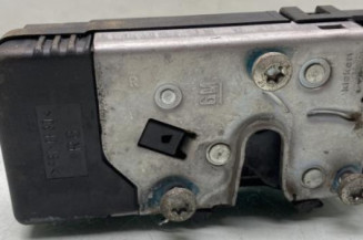 Serrure de porte laterale droite RENAULT TRAFIC 2 Photo n°1