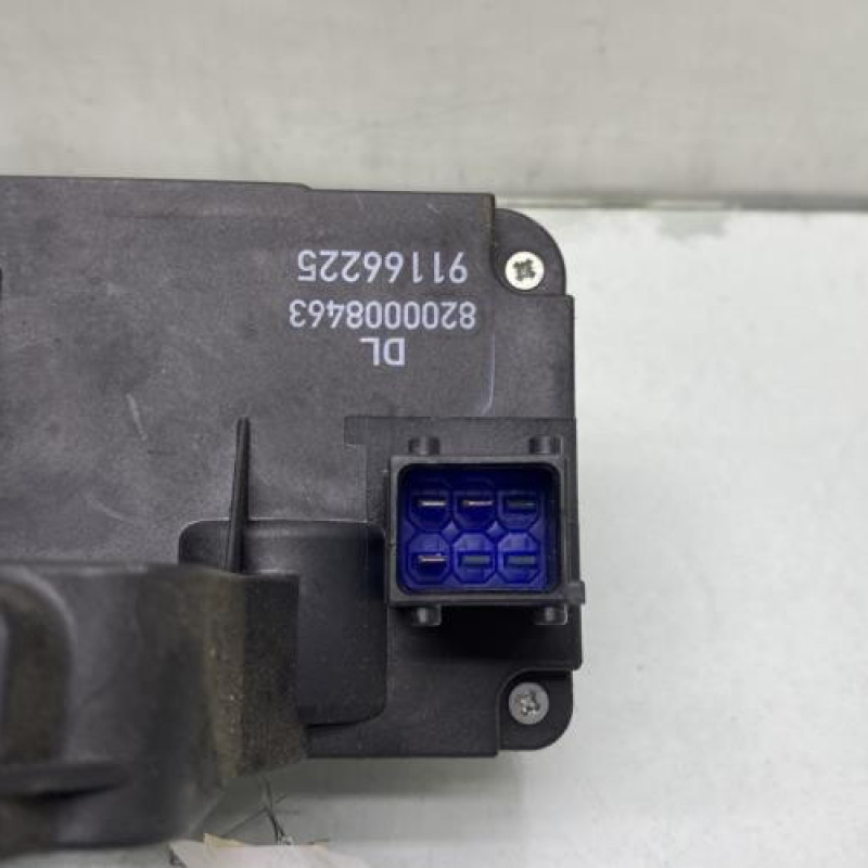 Serrure de porte laterale droite RENAULT TRAFIC 2 Photo n°3