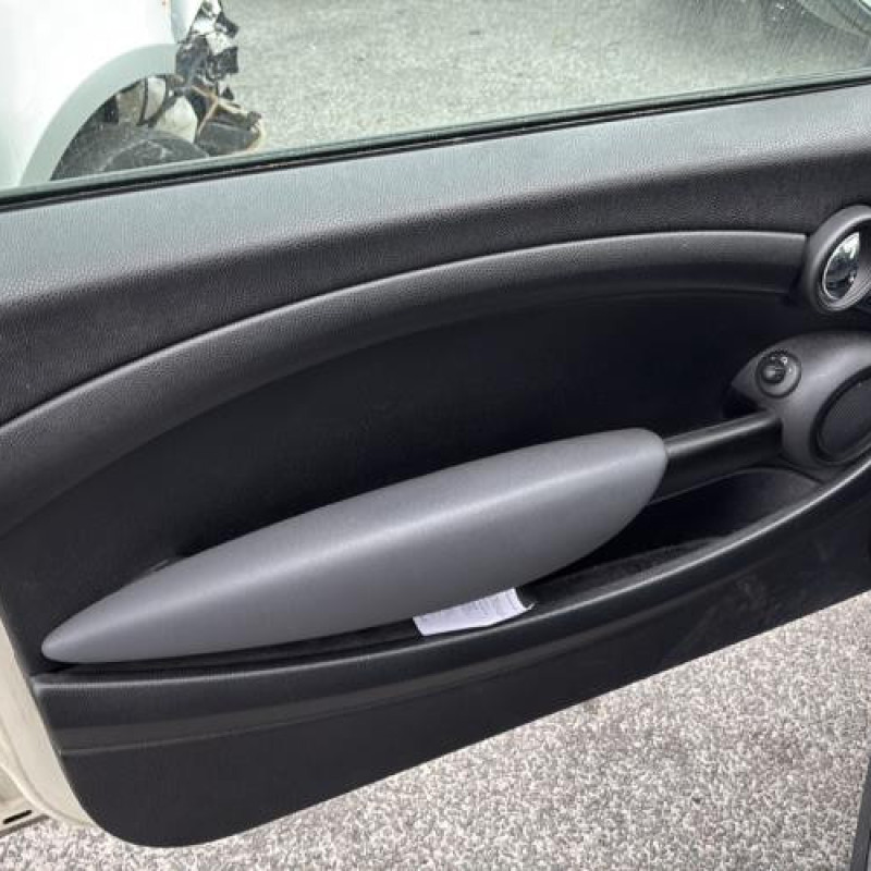 Retroviseur interieur MINI MINI 2 R56 Photo n°13