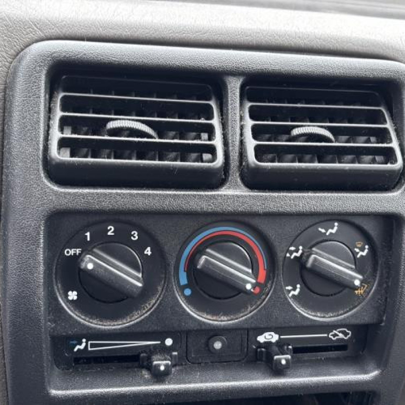 Poignee porte arriere droit HONDA CONCERTO Photo n°18