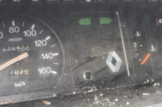 Vitre avant droit RENAULT TRAFIC 1