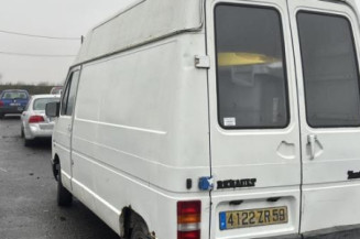 Vitre avant gauche RENAULT TRAFIC 1