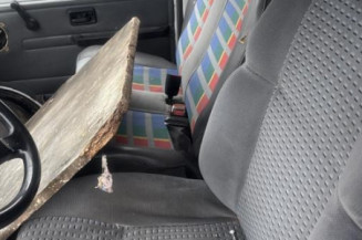 Vitre avant gauche RENAULT TRAFIC 1