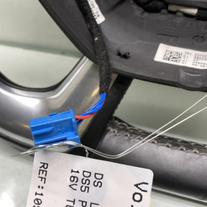 Volant DS DS5 Photo n°3