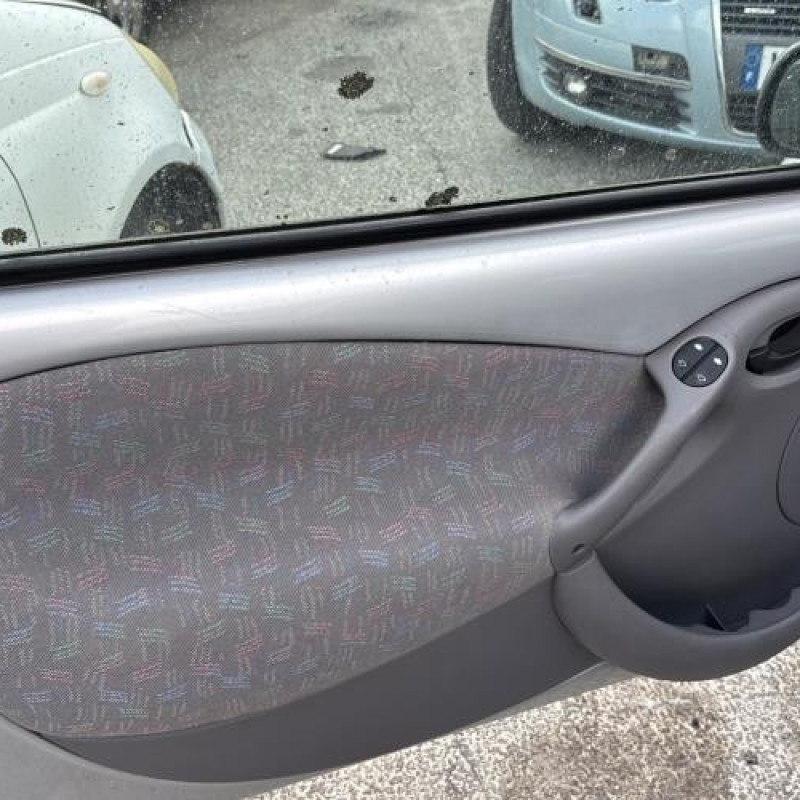 Retroviseur gauche FORD KA 1 Photo n°13