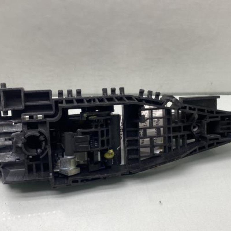 Poignee porte avant droit JEEP CHEROKEE 4 Photo n°2