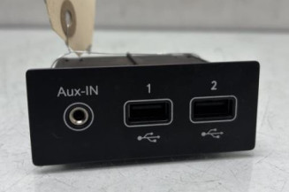 Prise port USB RENAULT CLIO 5 Photo n°1