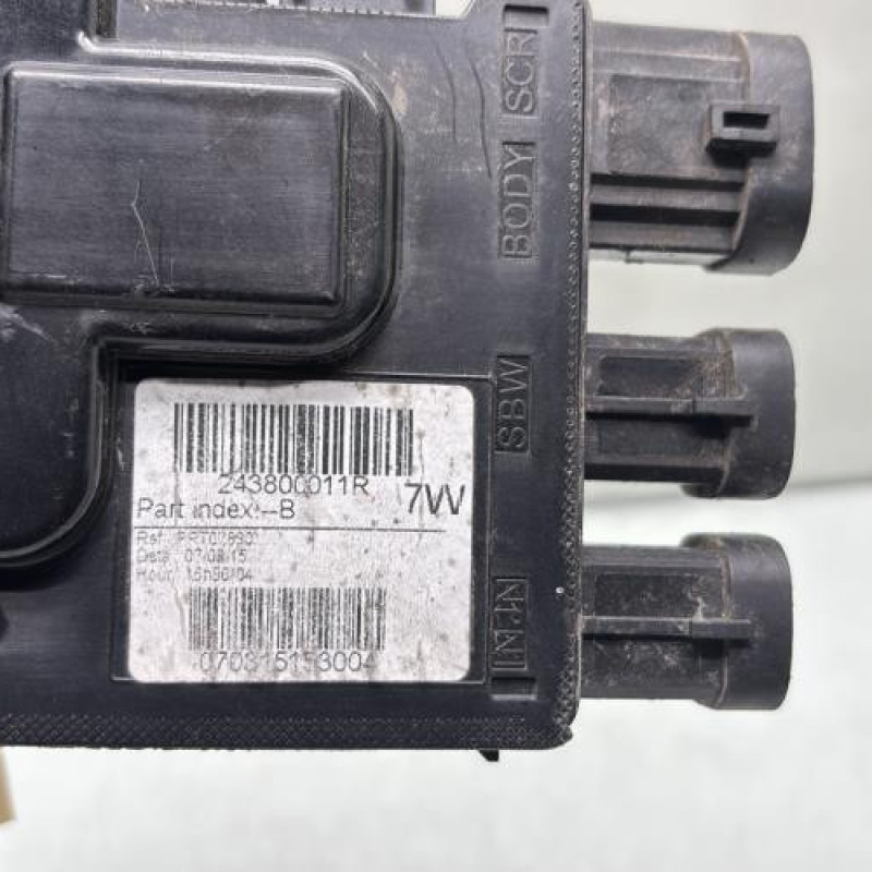 Porte fusible RENAULT MEGANE 3 Photo n°3