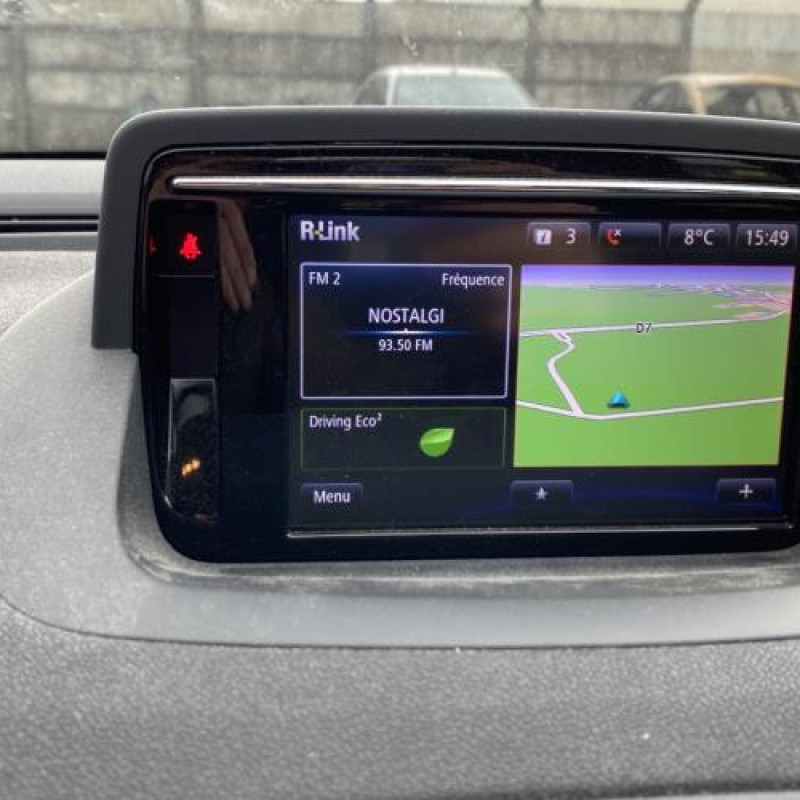 Porte fusible RENAULT MEGANE 3 Photo n°18