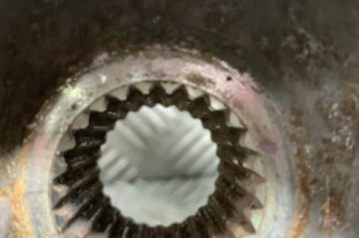 Pivot de moyeu avant droit RENAULT MEGANE 4