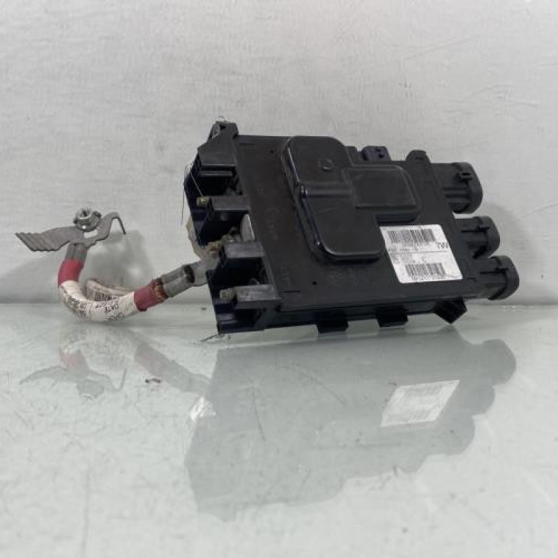 Porte fusible RENAULT MEGANE 3 Photo n°4