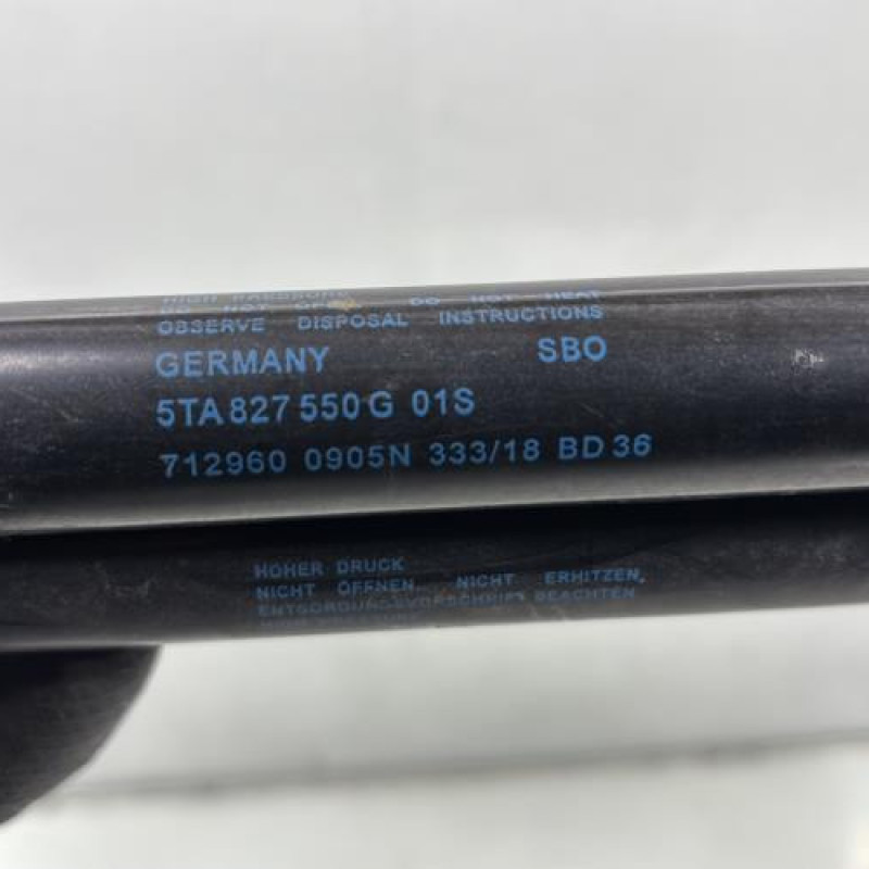 Verin de coffre VOLKSWAGEN TOURAN 3 Photo n°4