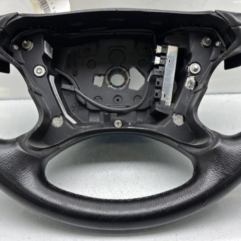 Volant MERCEDES CLASSE CLS 219 Photo n°3