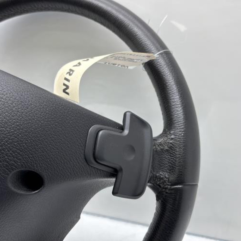 Volant MERCEDES CLASSE CLS 219 Photo n°9