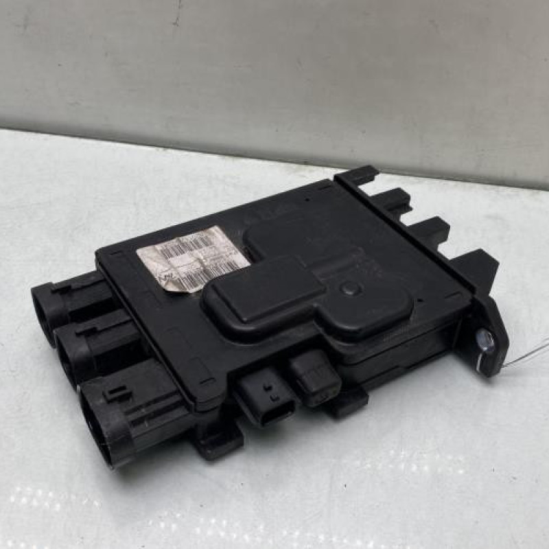 Porte fusible RENAULT MEGANE 3 Photo n°1