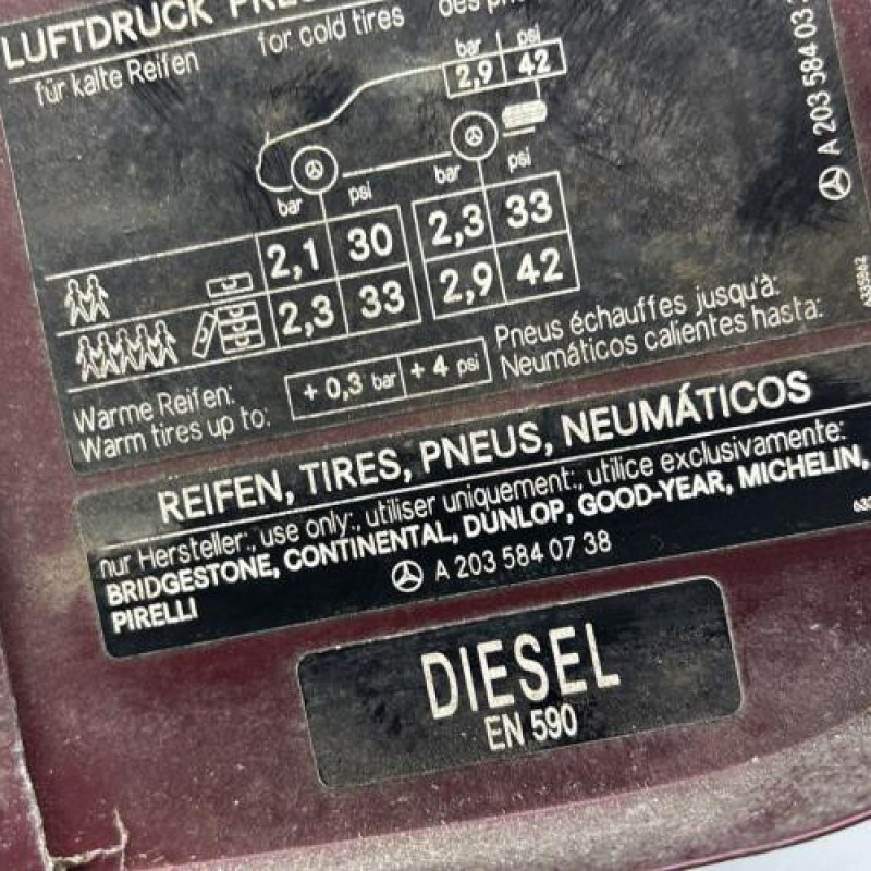 Trappe d'essence MERCEDES CLASSE C 203 COUPE SPORT Photo n°5