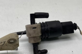 Pompe lave glace avant MERCEDES CLASSE B 245