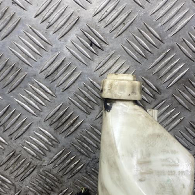 Pompe de direction OPEL ASTRA H Photo n°3