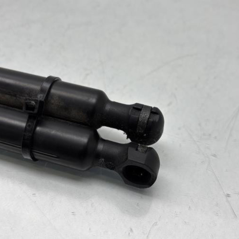 Verin de coffre RENAULT CAPTUR 1 Photo n°3