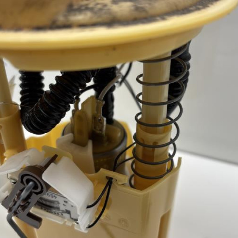 Pompe à carburant RENAULT CAPTUR 1 Photo n°3