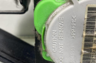 Pretensionneur de ceinture avant gauche TOYOTA YARIS 2