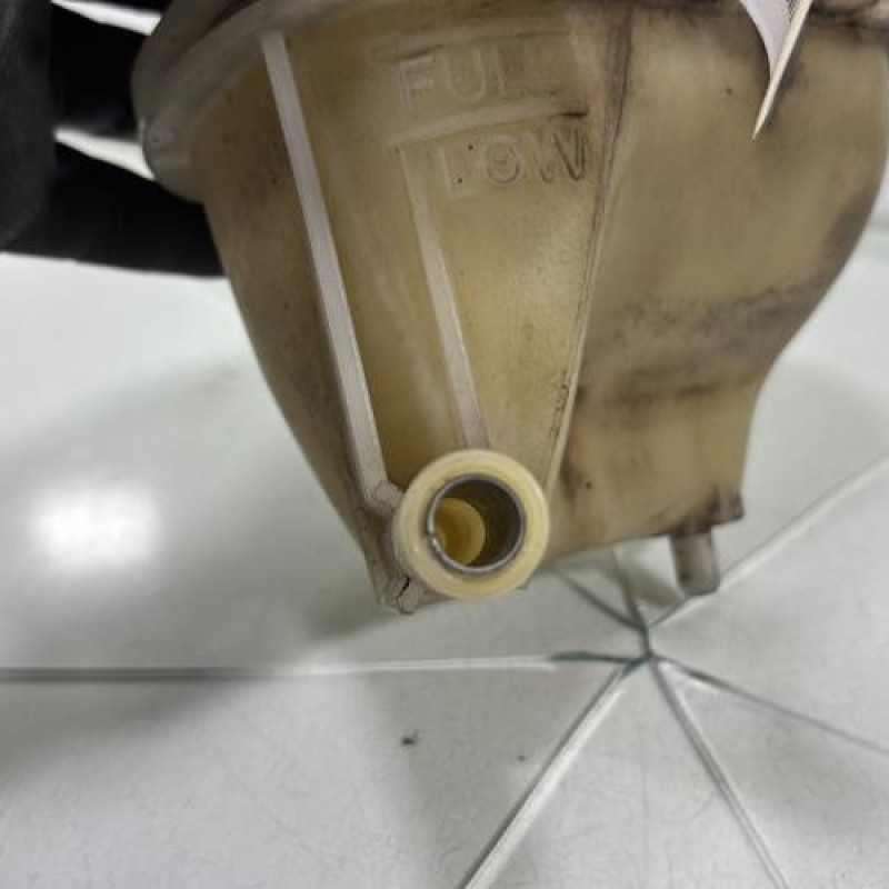 Vase d'expansion TOYOTA YARIS 2 Photo n°4