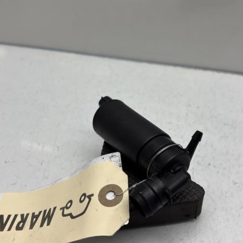 Pompe lave glace avant TOYOTA YARIS 1 Photo n°1