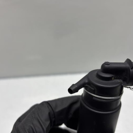 Pompe lave glace avant TOYOTA YARIS 1