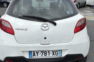 Pompe lave glace avant MAZDA 2 2