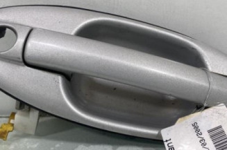 Poignee porte avant gauche HYUNDAI SANTA FE 1 Photo n°1