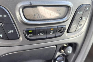 Poignee porte avant gauche HYUNDAI SANTA FE 1