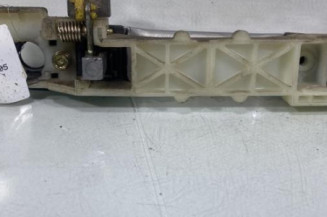 Poignee porte avant gauche HYUNDAI TUCSON 1