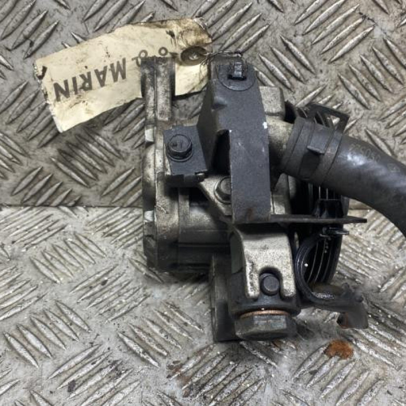 Pompe de direction HYUNDAI TUCSON 1 Photo n°1