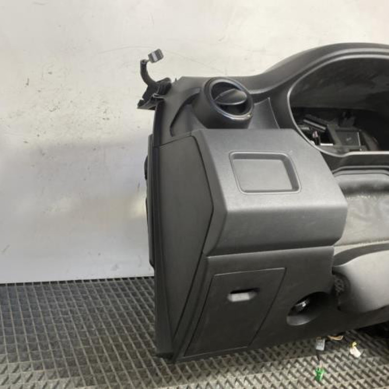 Planche de bord complete DACIA DUSTER 2 Photo n°1