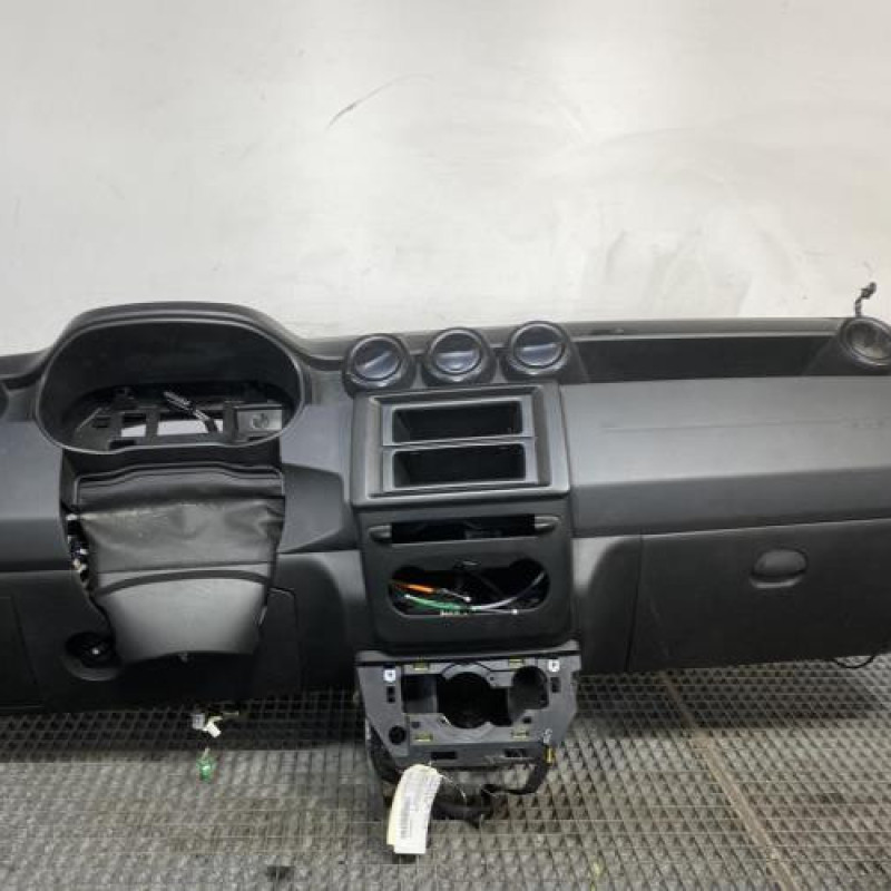 Planche de bord complete DACIA DUSTER 2 Photo n°8