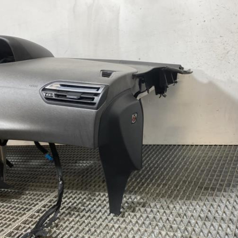 Planche de bord complete CITROEN C4 PICASSO 2 Photo n°1