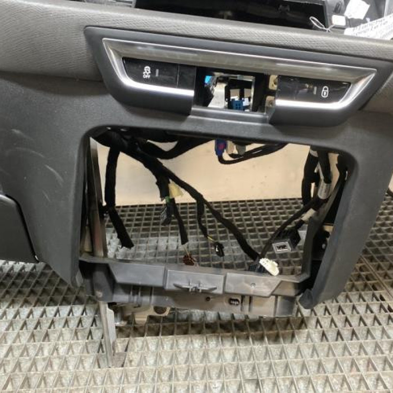 Planche de bord complete CITROEN C4 PICASSO 2 Photo n°2