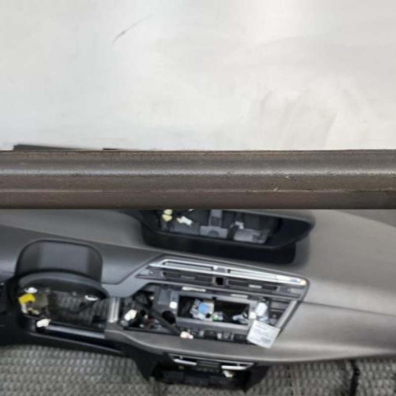 Planche de bord complete CITROEN C4 PICASSO 2 Photo n°8