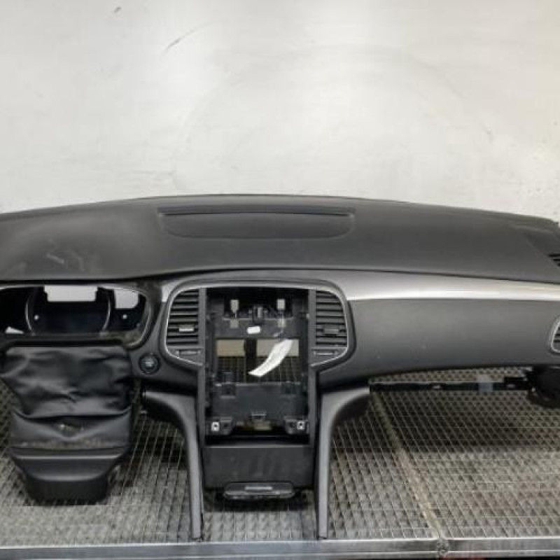 Planche de bord complete RENAULT TALISMAN Photo n°1