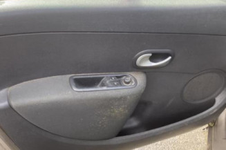 Renfort pare choc arriere (traverse) RENAULT CLIO 3