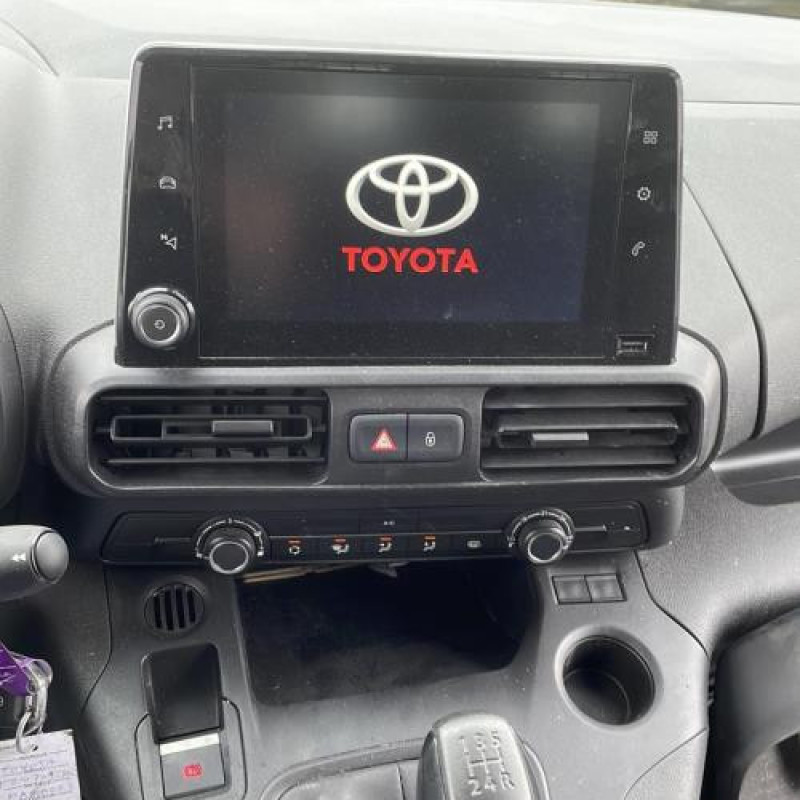 Traverse superieure TOYOTA PROACE 3 CITY Photo n°7