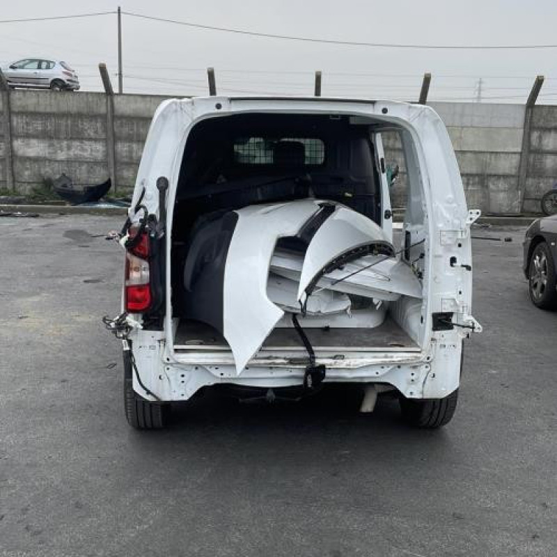 Traverse superieure TOYOTA PROACE 3 CITY Photo n°10