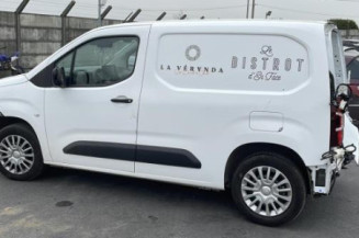 Traverse superieure TOYOTA PROACE 3 CITY