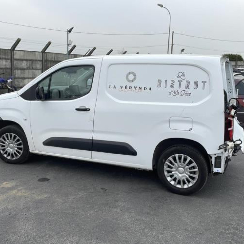 Traverse superieure TOYOTA PROACE 3 CITY Photo n°12