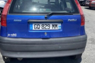 Plage arriere FIAT PUNTO 1