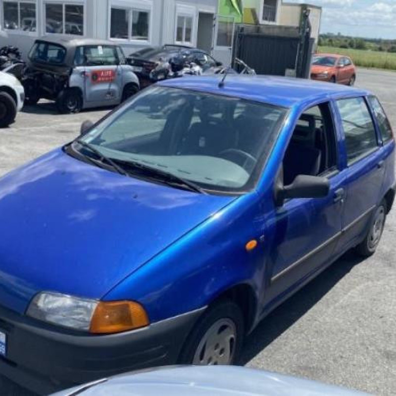 Plage arriere FIAT PUNTO 1 Photo n°14