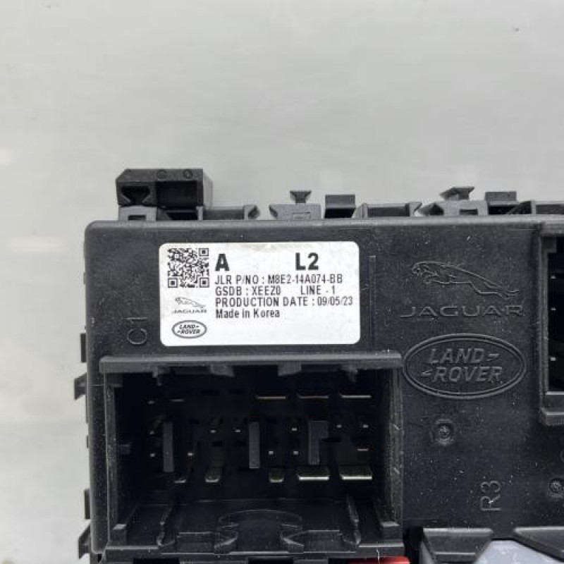 Porte fusible LAND ROVER RANGE ROVER 5 Photo n°2