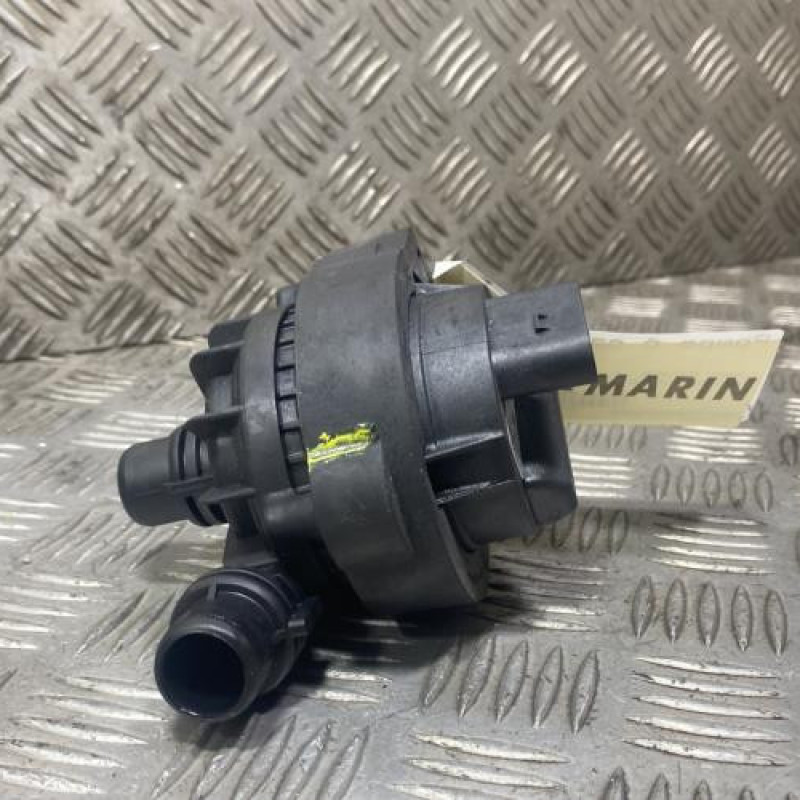 Pompe à eau LAND ROVER RANGE ROVER 5 Photo n°1