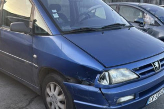Poignee porte laterale gauche PEUGEOT 806